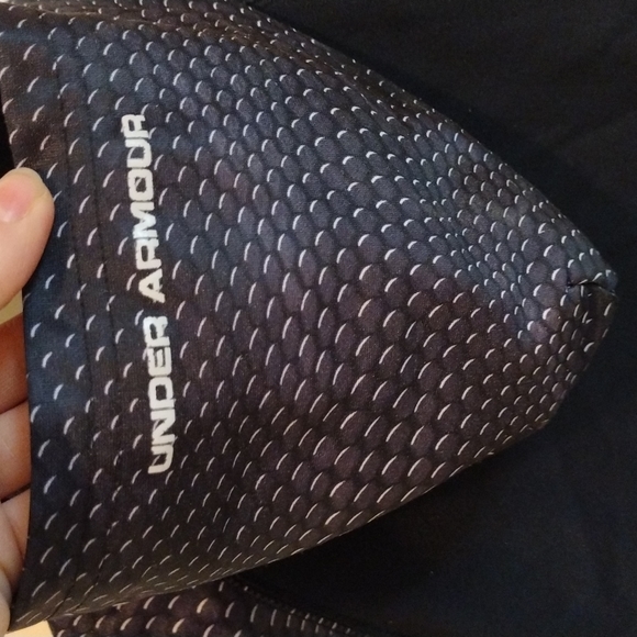 18M Under Armour Pullover - Picture 4 of 5